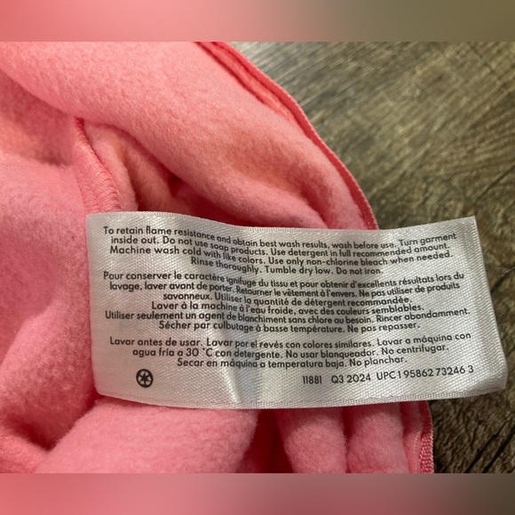 Carter’s One Piece Fleece Footed Girls Toddler Sleeper Size 3T Pink Hearts - Picture 9 of 9